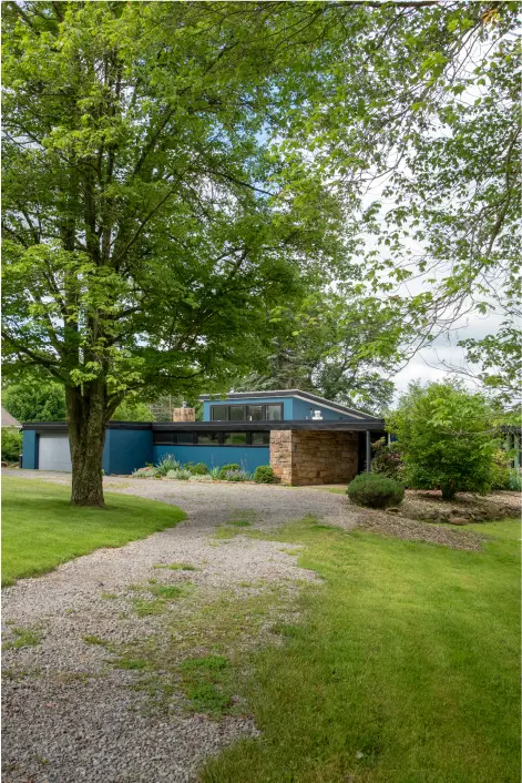 Franklin Park Residence — photo 2